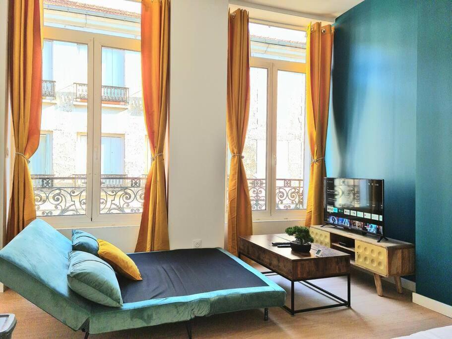 Le Cosy Central Moderne Et Chaleureux Saint-Etienne  Buitenkant foto